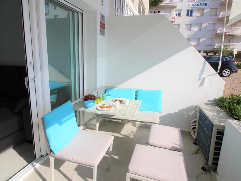 Estudio acogedor con terraza y parking incluido - ES-258-33 - image 24