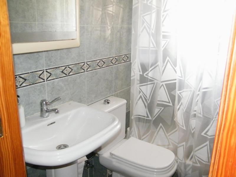 Apartamento en primera línea de mar - Solo familias - ES-314-36 - image 3