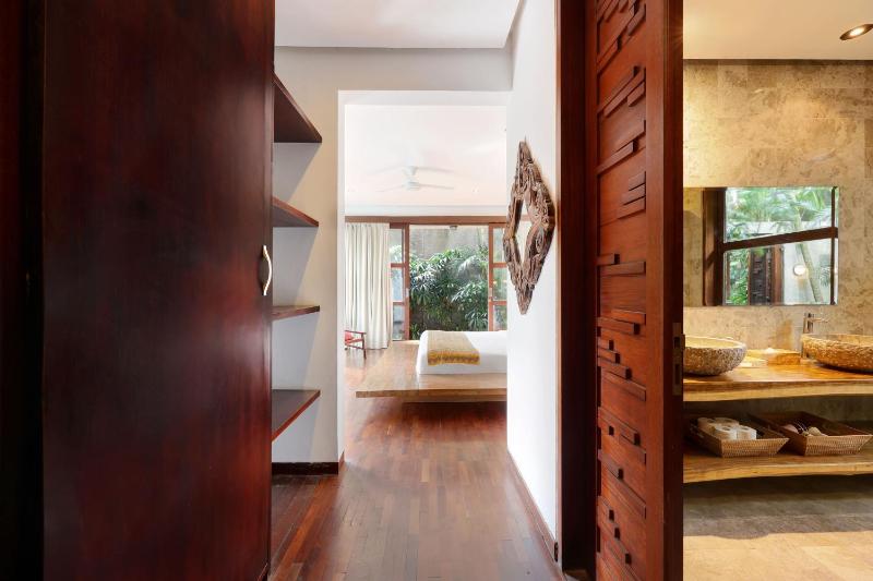 Villa Amira Legian - image 10