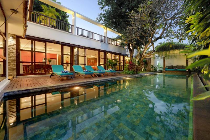 Villa Amira Legian - image 2