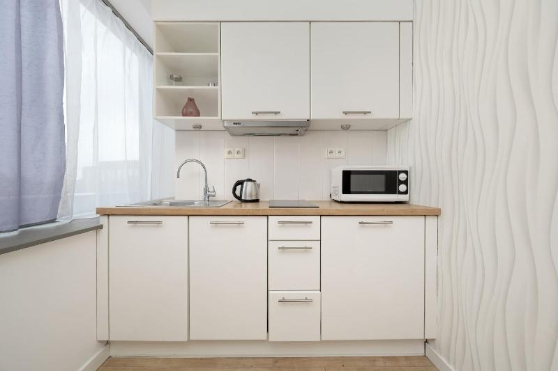 Bright Studio with Air Conditioning and Parking by Noclegi Renters - image 7
