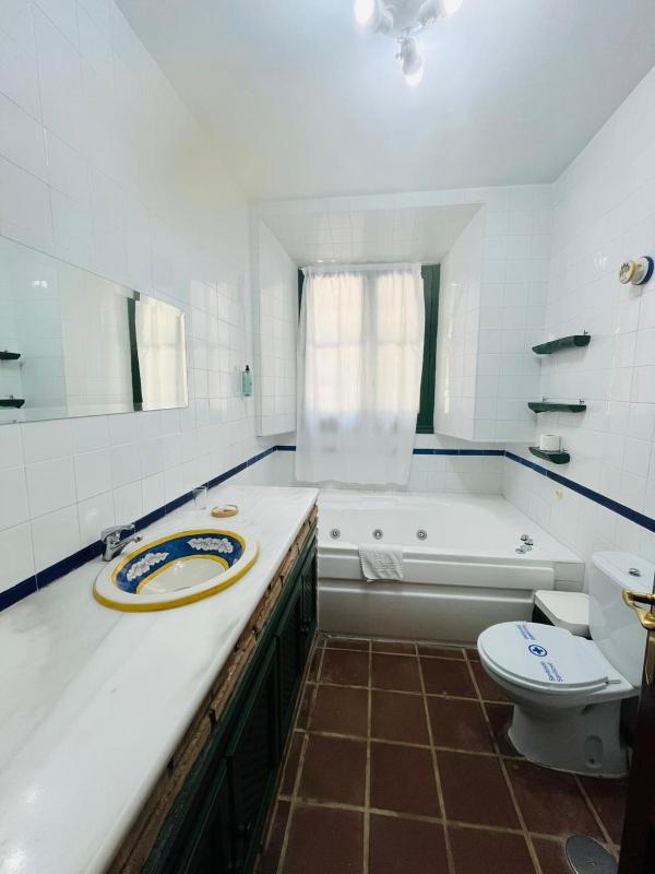 Hotel Humaina - image 13