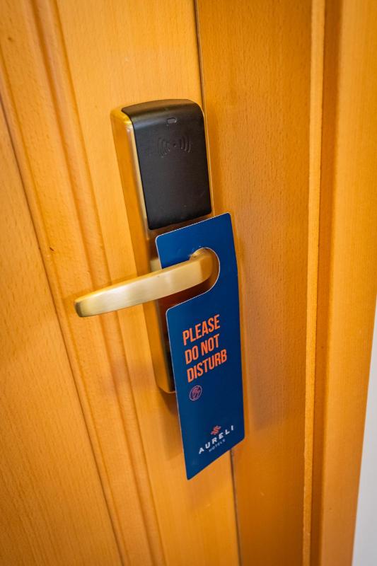 Standard Single Room image 4