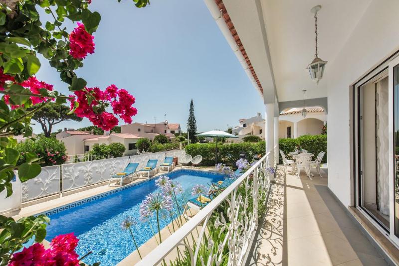 Charming Villa With Private Pool in Vibrant Vilamoura Free AC and Wifi - image 28