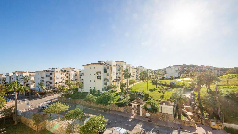 Residencial Duquesa 8 3A - image 3
