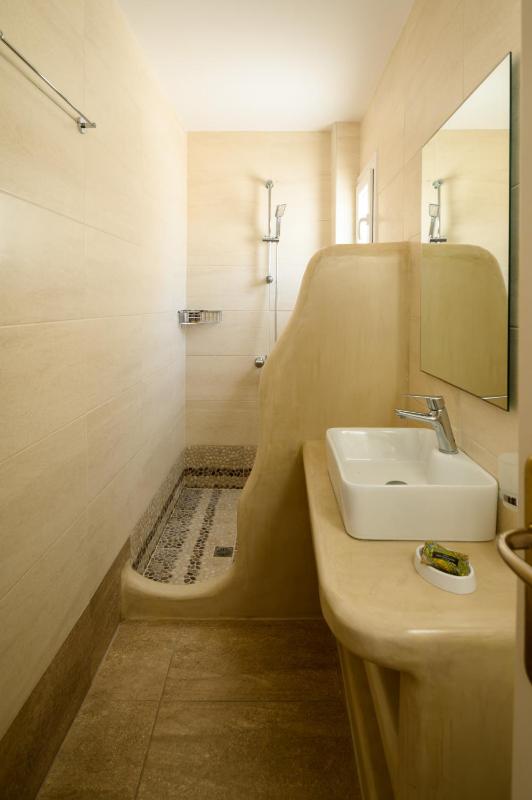 Superior Room with Sea View image 4