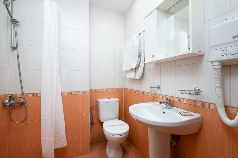 Double or Twin Room image 1