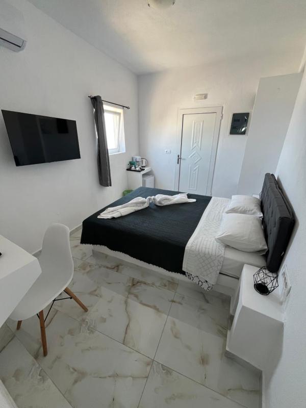 Superior Double Room image 3