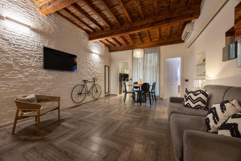Apartment image 4