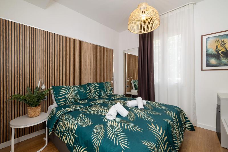 Double Room image 2