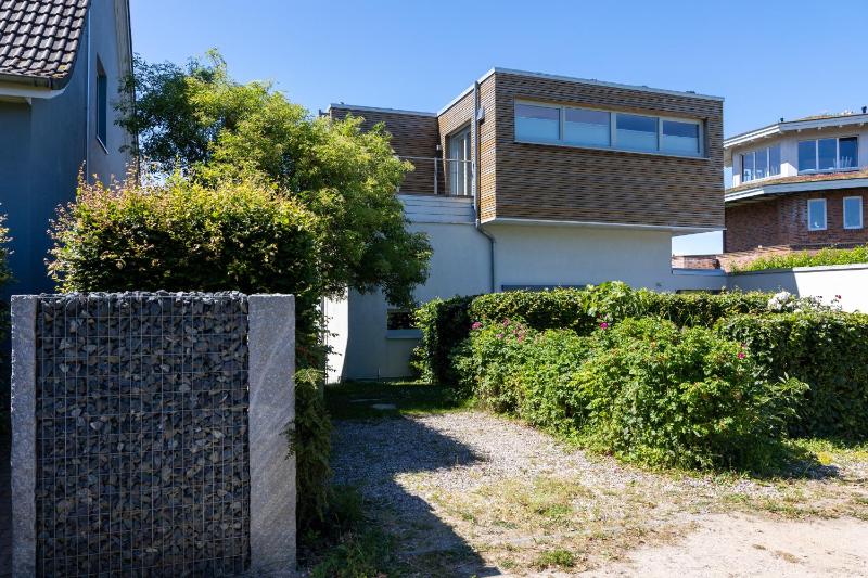 Apartment with Sea View image 3