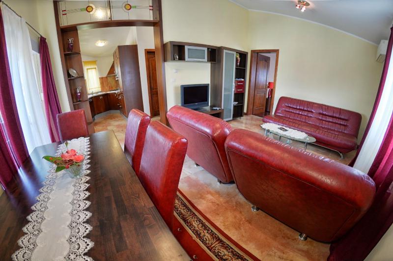 One-Bedroom Apartment with Balcony image 3