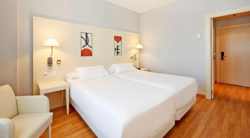 Superior Double or Twin Room image 4