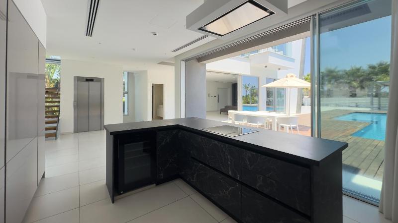 Cove Seaview Villas - Neptune - image 8