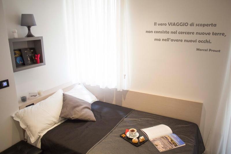 Single Room with Balcony image 1