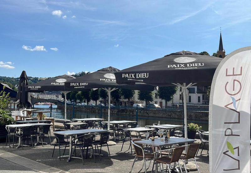 Double Room with River View image 4