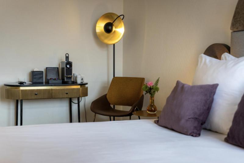 Double Room image 4