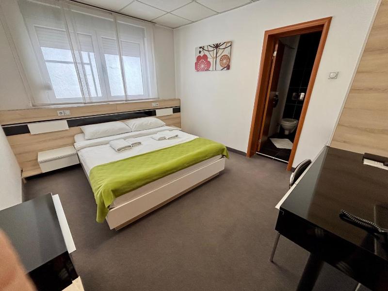 Double or Twin Room image 1