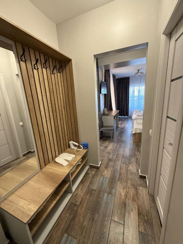 Luxury Triple Room image 1