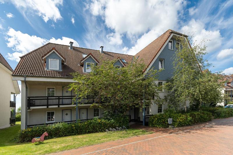 Apartment with Sea View image 4