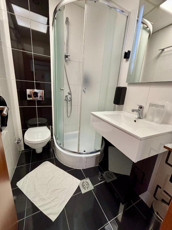 Suite image 2