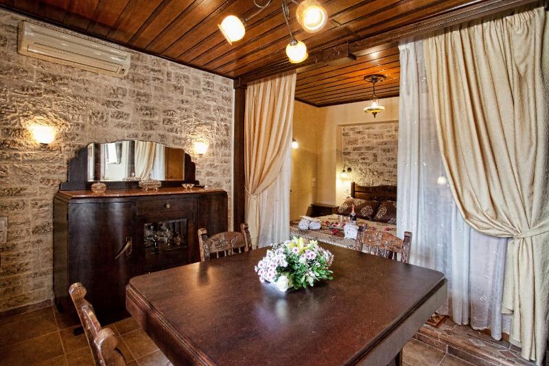 Two-Bedroom Villa image 2