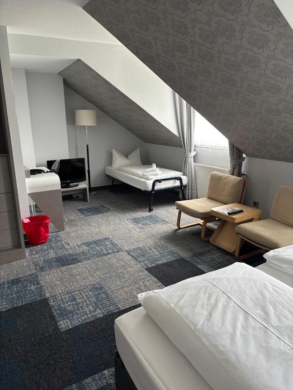 Family Room image 1
