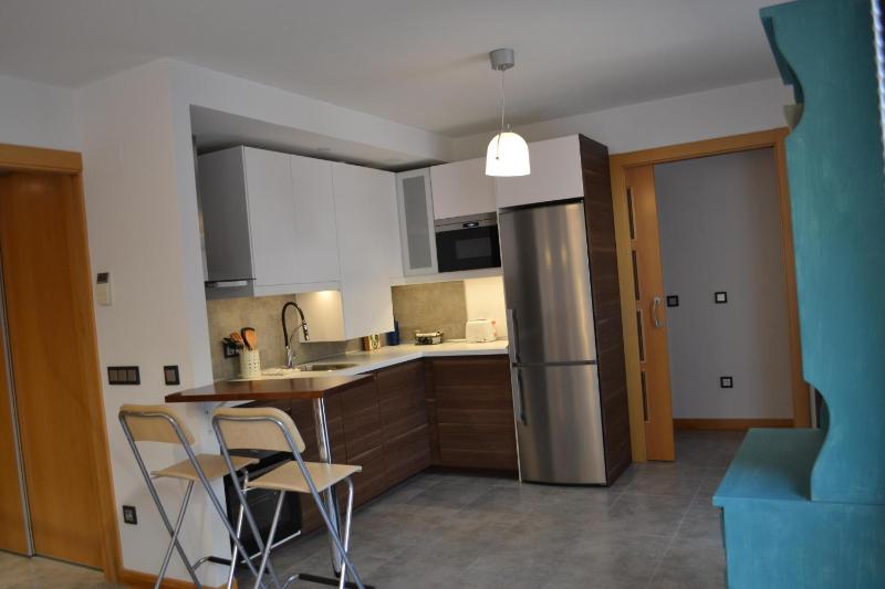 Two-Bedroom Apartment with Terrace and Indoor pool- Calle Gibraltar 18 image 4