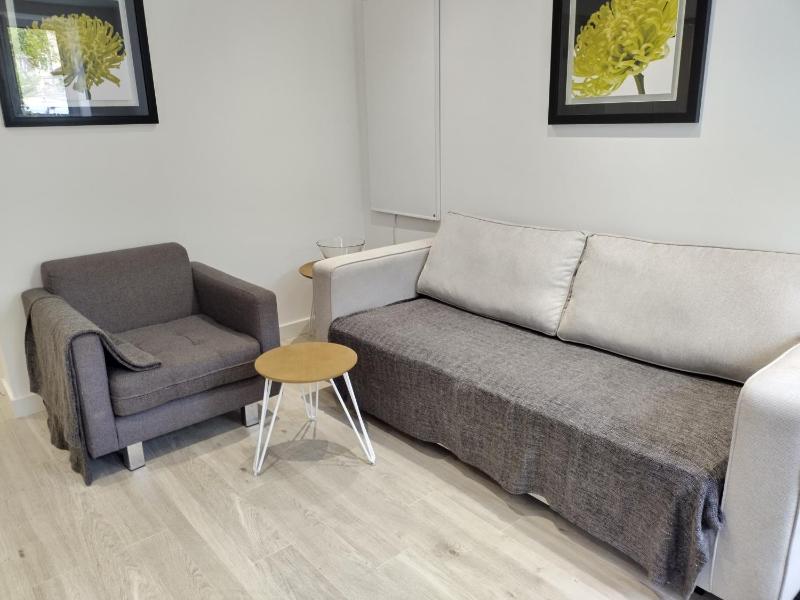 Apartment with Garden View image 4