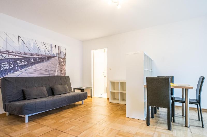 One-Bedroom Apartment image 1