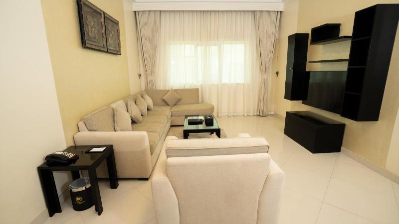 Family Royal Suite image 1