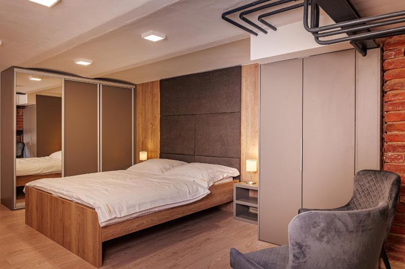 Apartment - Split Level image 4