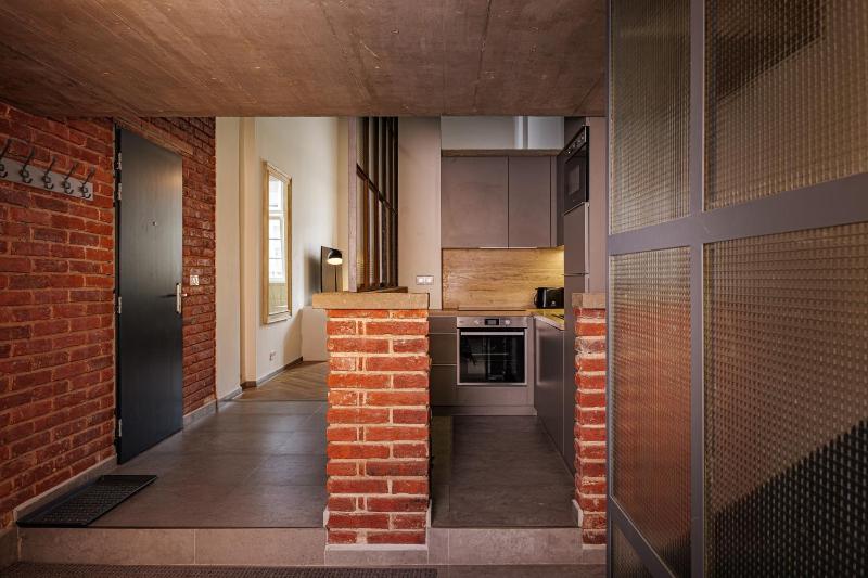 Apartment - Split Level image 2