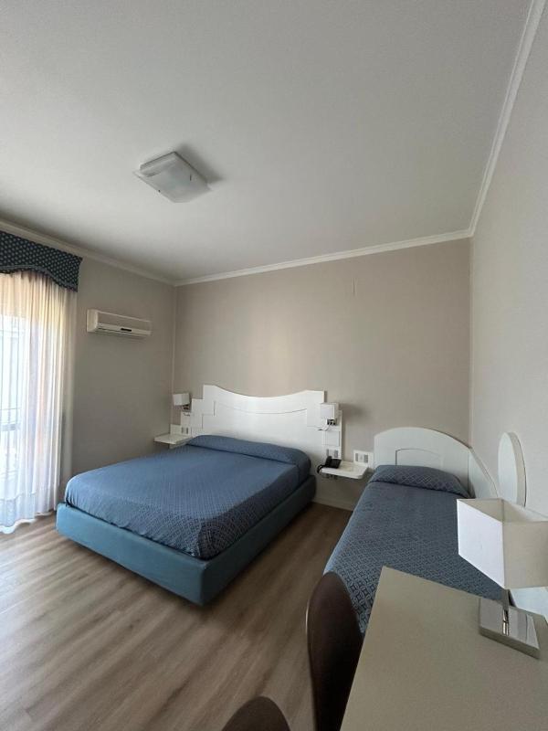Triple Room image 1