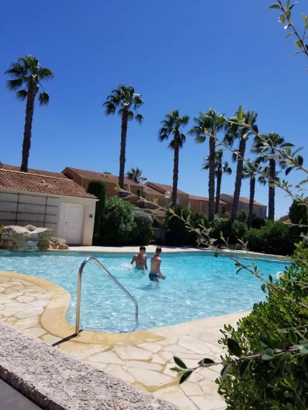 Petite maison avec jardin & piscine partagee - image 16