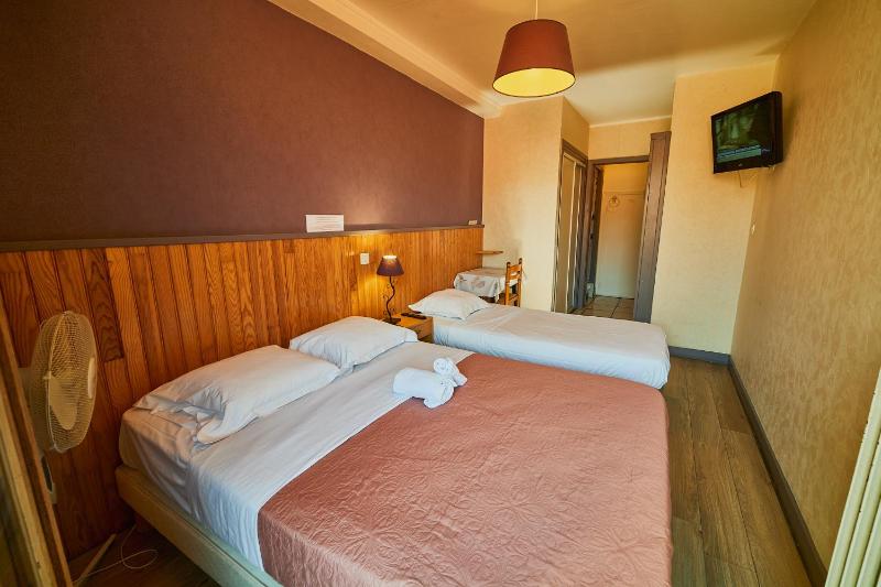Triple Room image 4