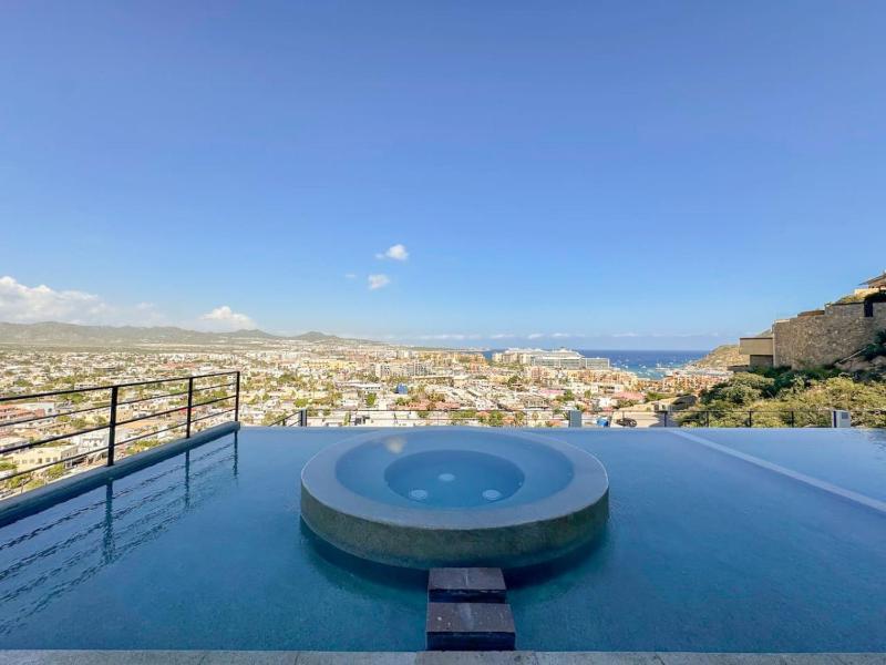 The best views and location 2 BD - image 3