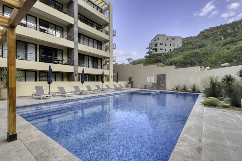 3BR Condo Partial Sea View shared Pool and Jacuzzi - image 10