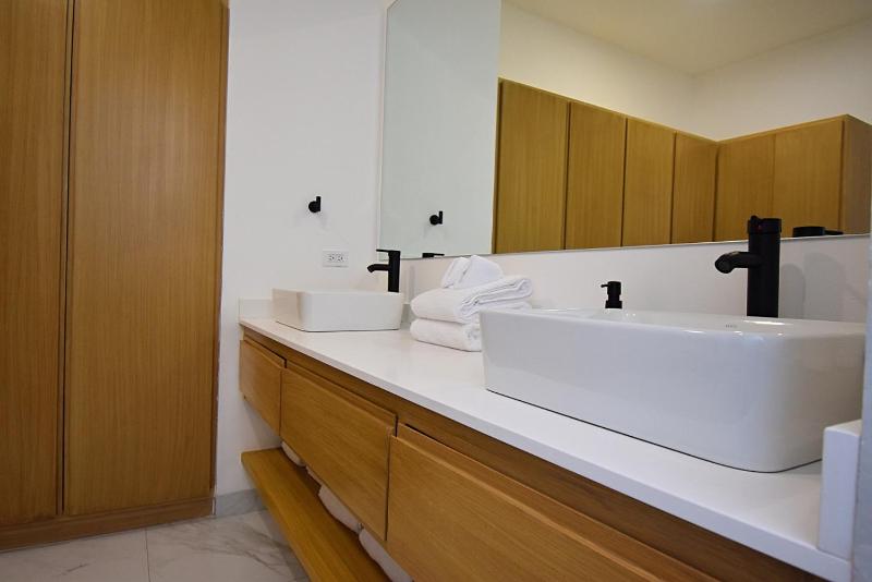 Luxury 2 Bed heart of Cabo OView Pedregal 802 - image 9
