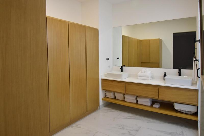 Luxury 2 Bed heart of Cabo OView Pedregal 802 - image 3