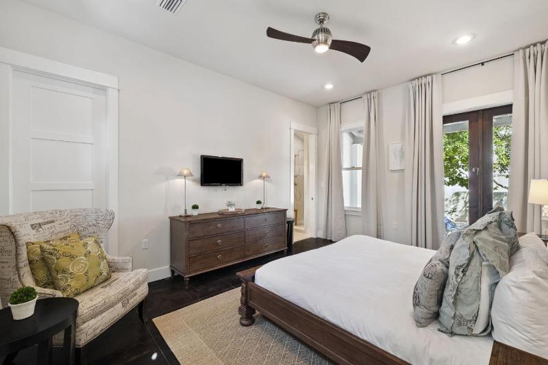 Somerset Cottage by 30A Escapes - image 9