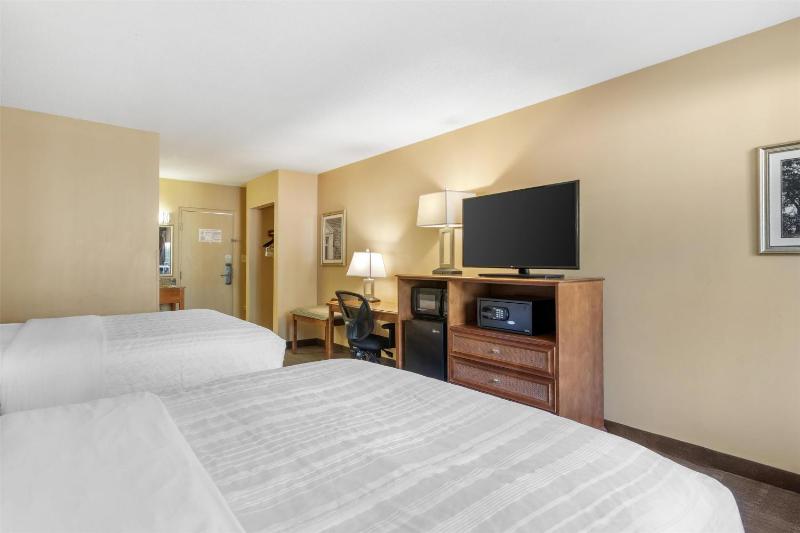 Best Western Charleston Inn - image 47