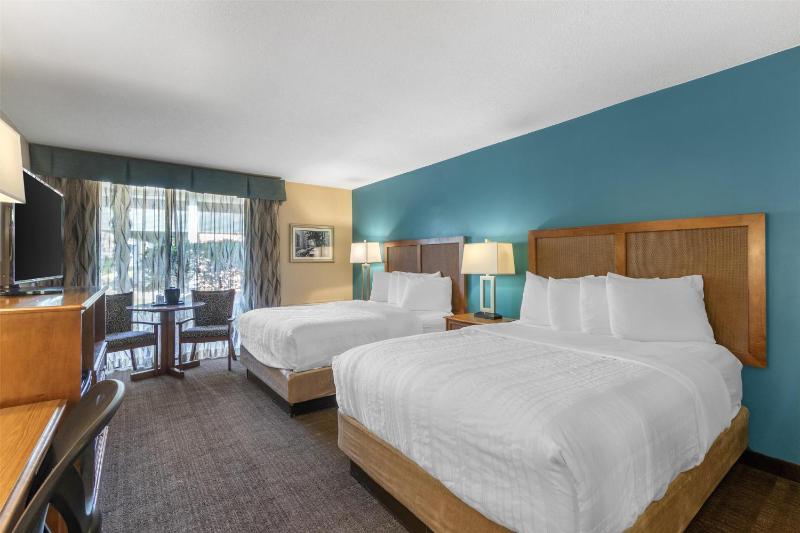 Best Western Charleston Inn - image 21