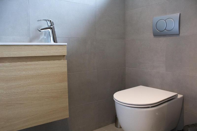 Gardinn Apartments - Hotel Service and Free Parking - image 4