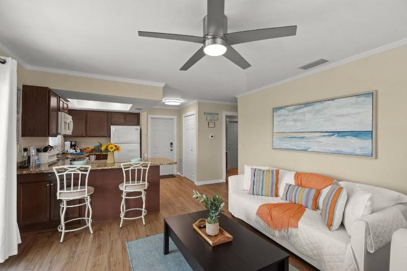Coastal Breeze Siesta – Entire 4-Unit Complex with Dock - image 36