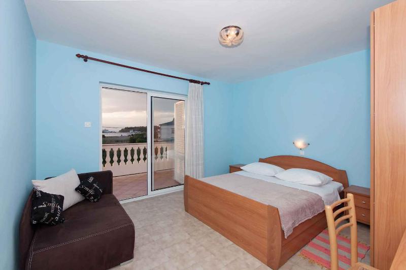 Apartment Lopar 12 - image 4