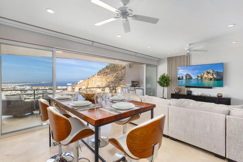 Cascadas Luxury Condo in Pedregal with Jacuzzi - image 9