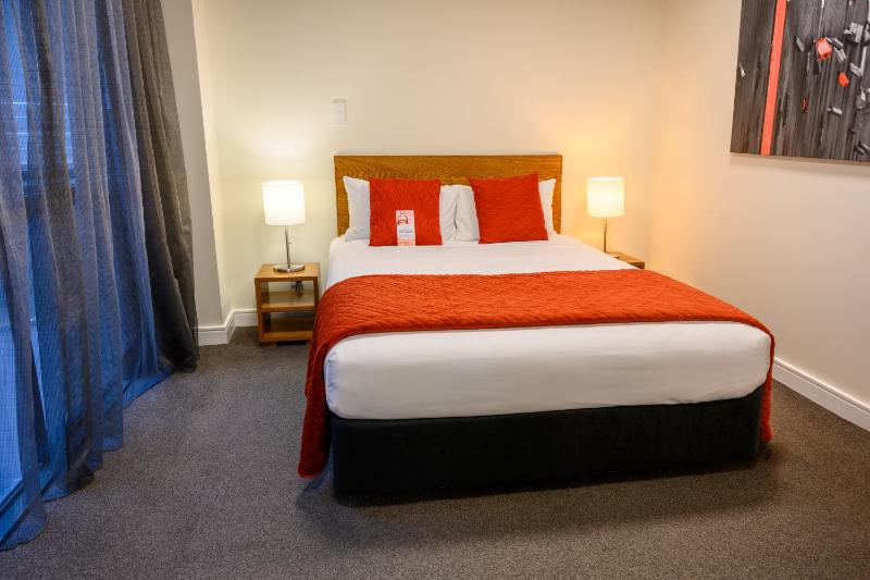 Boulcott Suites - image 8