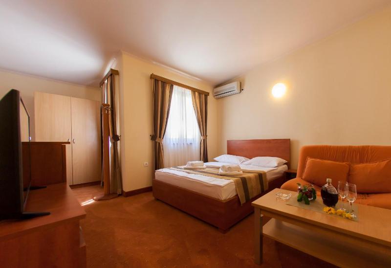 Suite image 3
