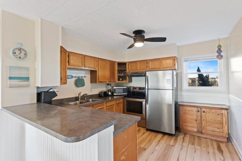 SO5A - Oceanside Bungalow - image 14